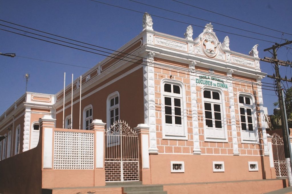 Euclides Da Cunha Faculdade - FDPLEARN